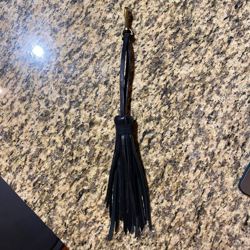 BLACK MADEWELL BAG TASSEL